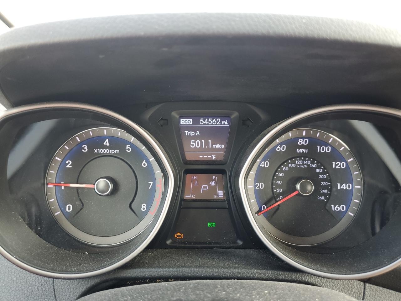 2016 Hyundai Elantra - Image 9