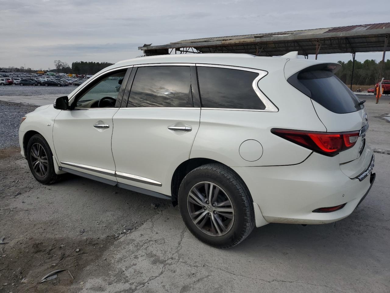2018 Infiniti QX60 - Image 2