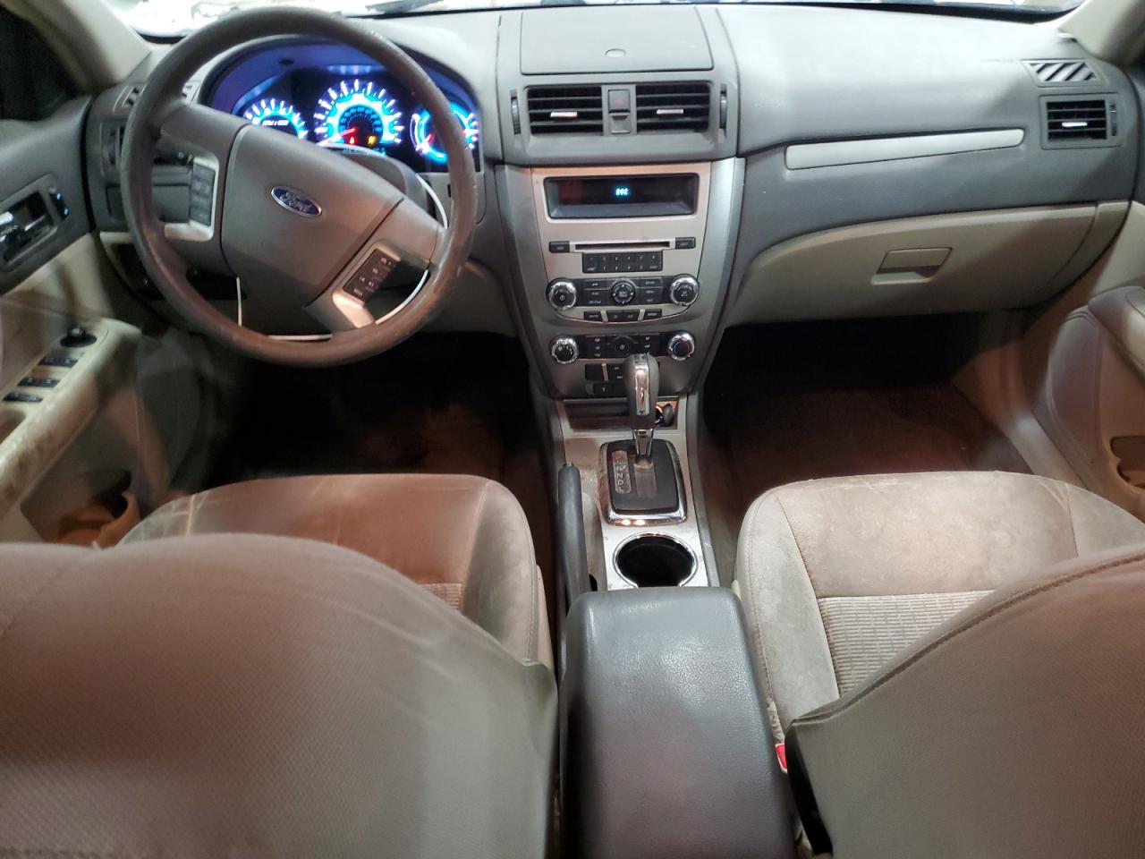 2010 Ford Fusion - Image 8
