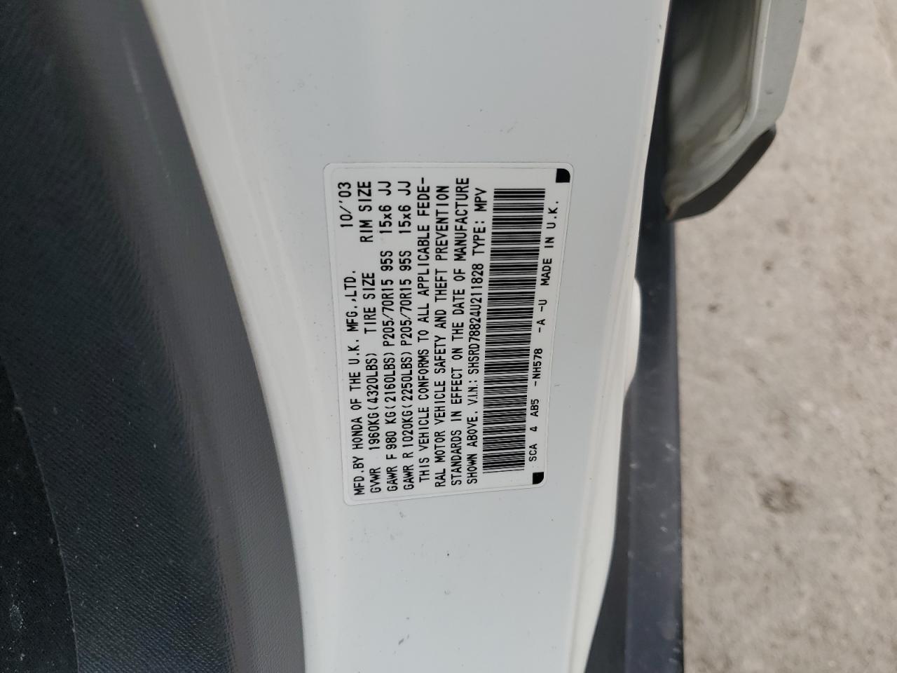 2004 Honda CR-V - Image 14