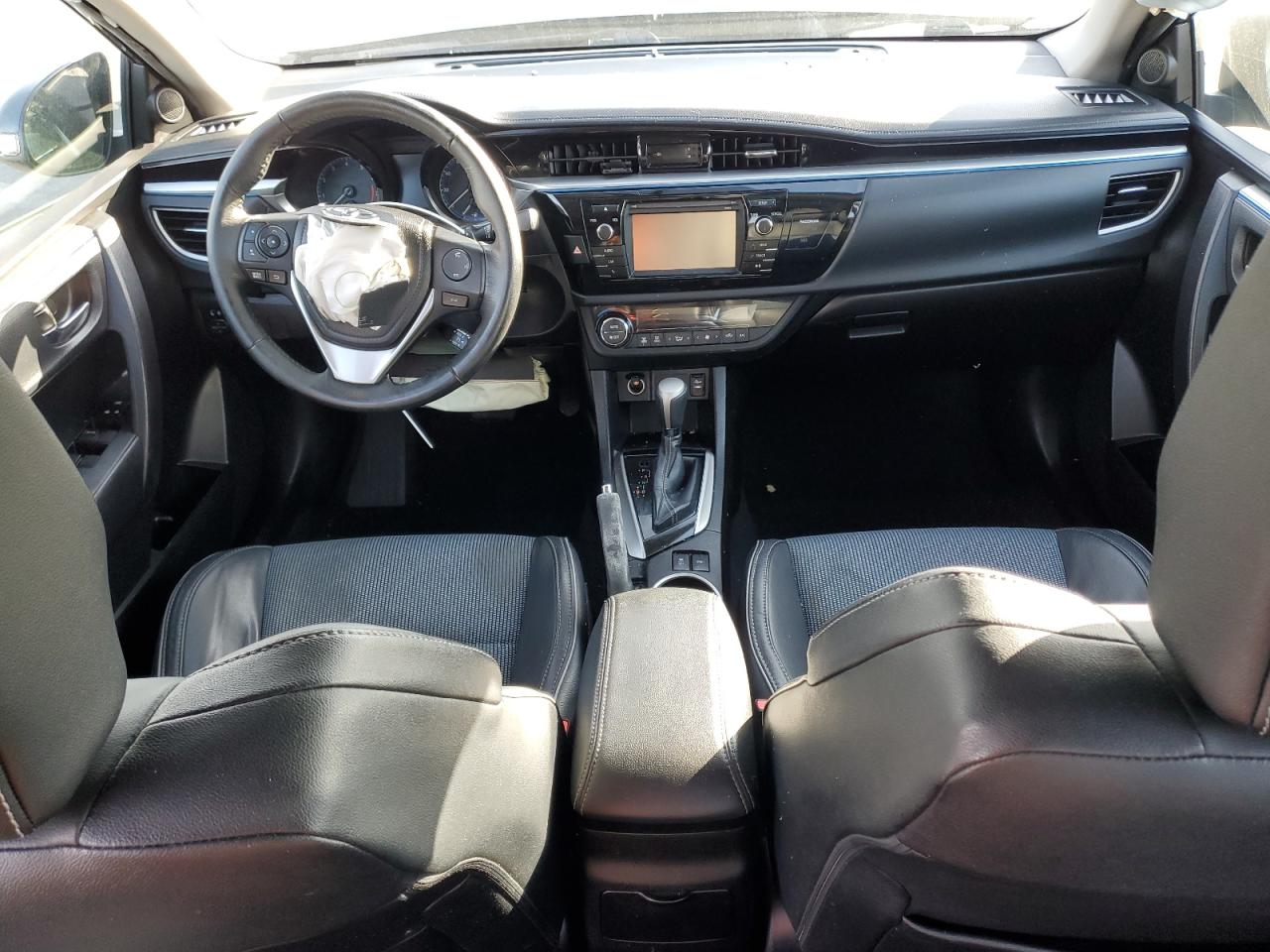 2015 Toyota Corolla - Image 8