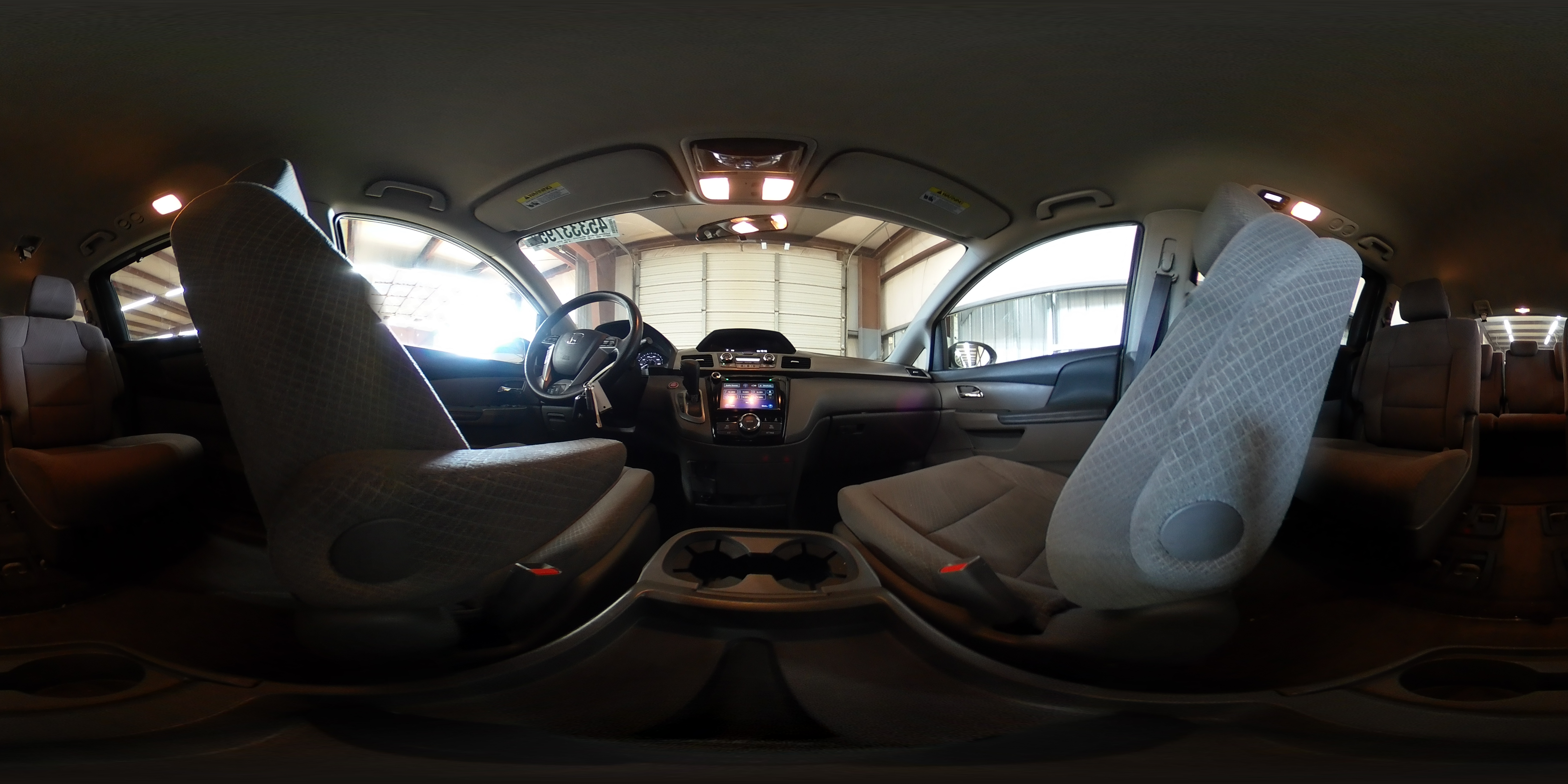 2016 Honda Odyssey - Image 13