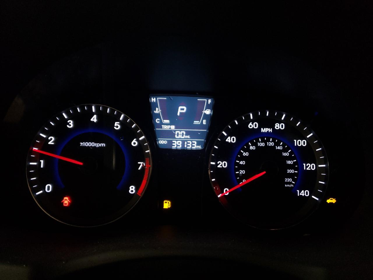2014 Hyundai Accent - Image 9