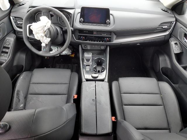  NISSAN ROGUE 2024 Beżowy