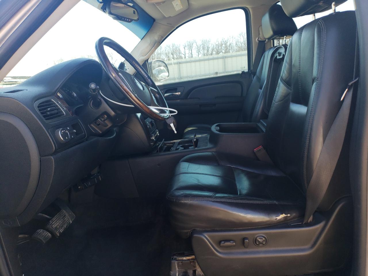 2007 GMC Yukon - Image 7