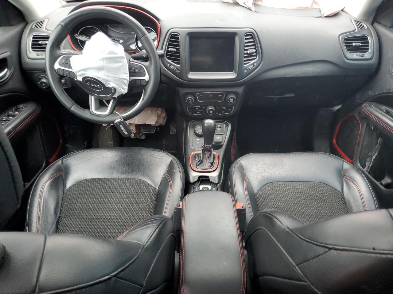 2018 Jeep Compass - Image 8
