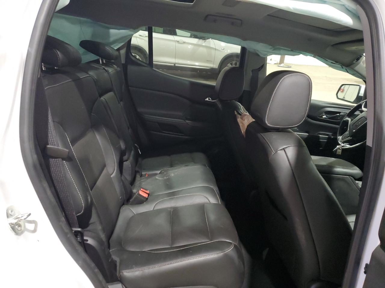 2018 GMC Acadia - Image 11