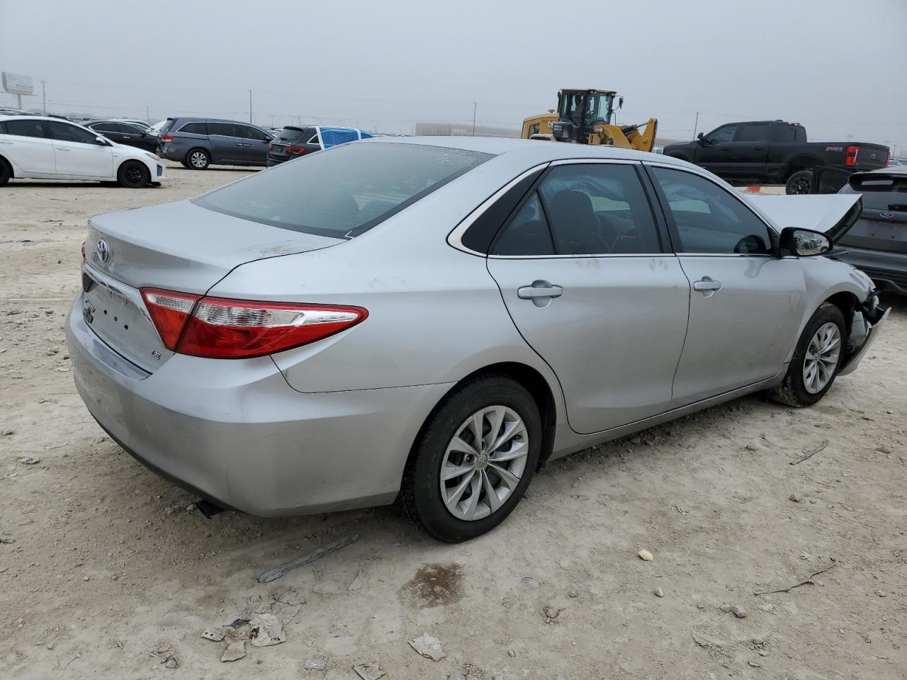 2015 Toyota Camry - Image 3