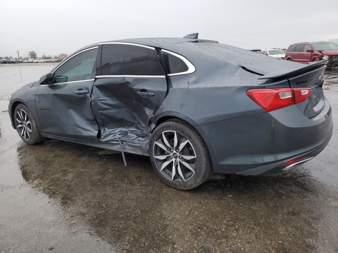 2021 Chevrolet Malibu - Image 2