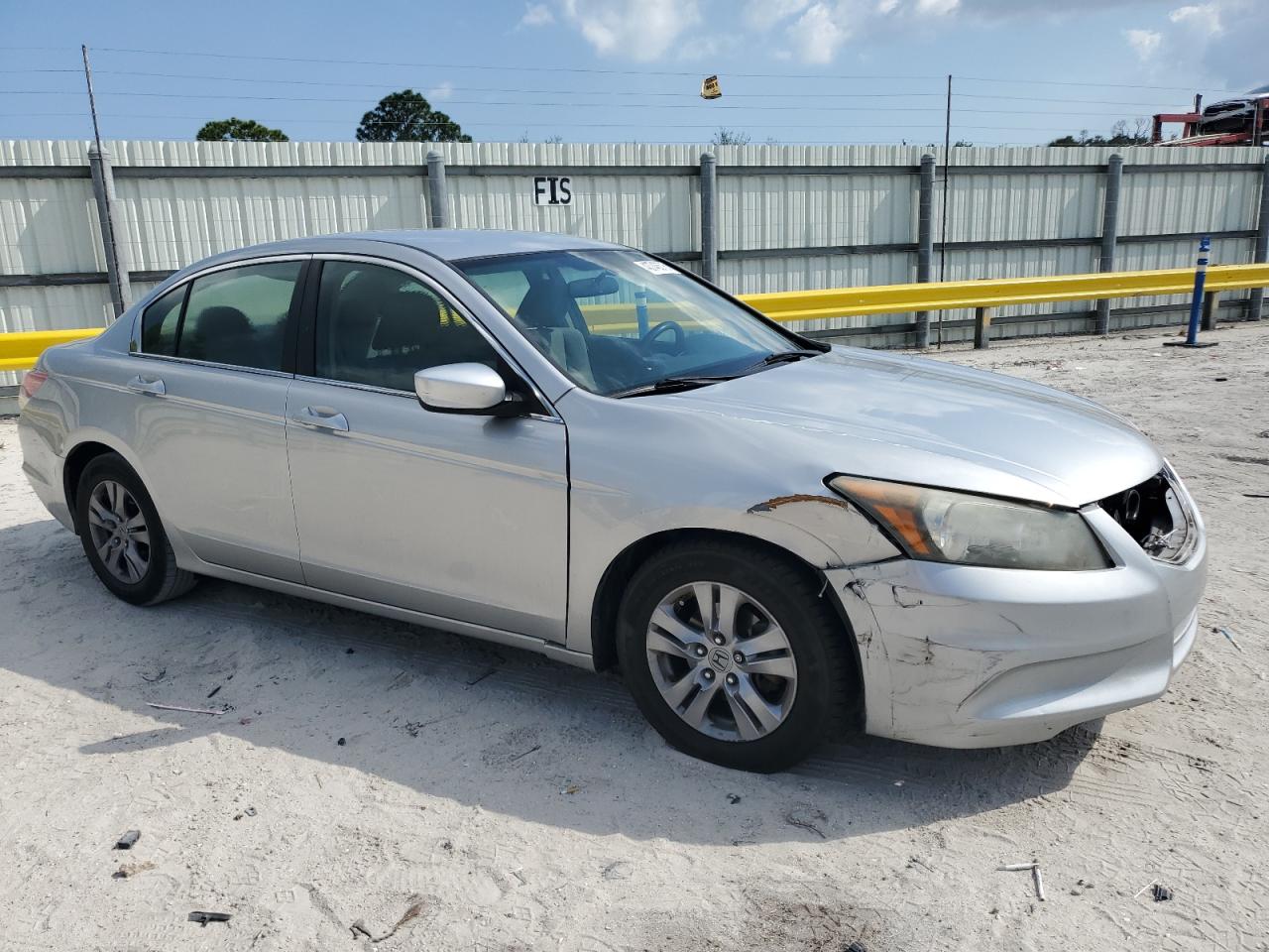 2012 Honda Accord - Image 4