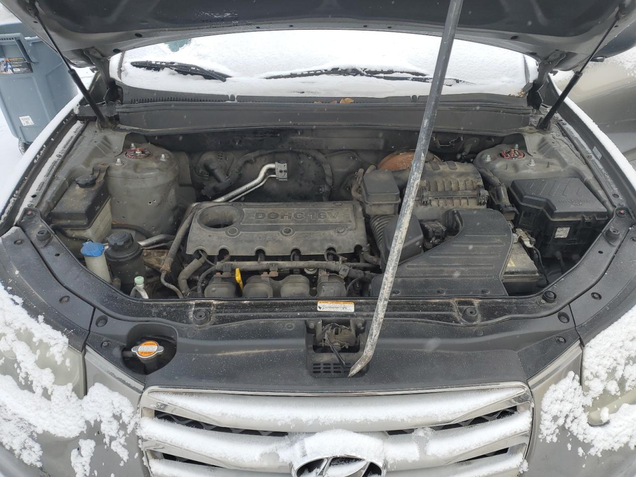 2012 Hyundai Santa Fe - Image 12