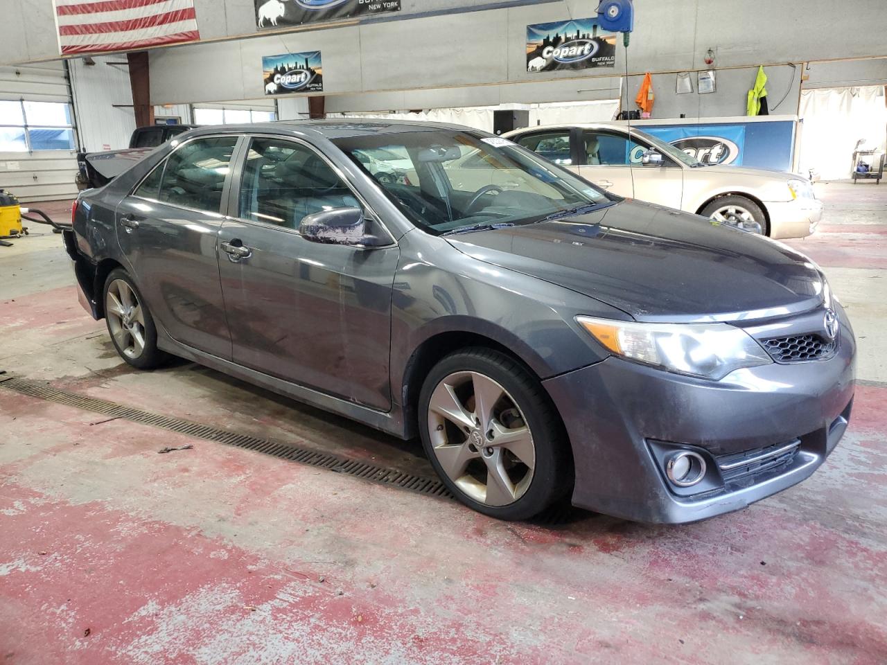 2012 Toyota Camry - Image 4