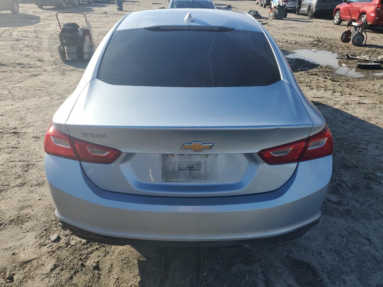 2018 Chevrolet Malibu - Image 6