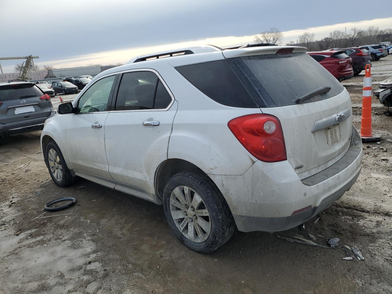 2010 Chevrolet Equinox - Image 2