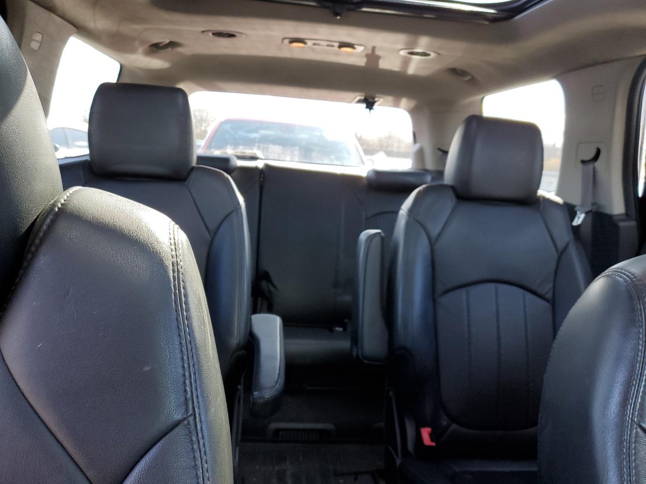 2012 GMC Acadia - Image 10