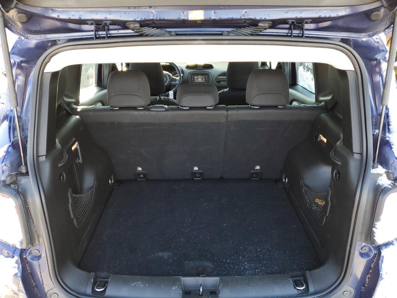 2017 Jeep Renegade - Image 6