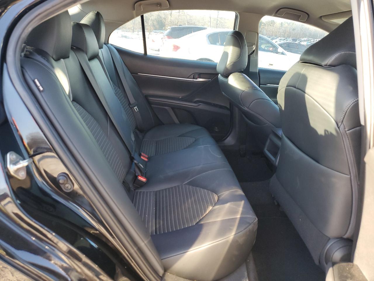 2019 Toyota Camry - Image 10