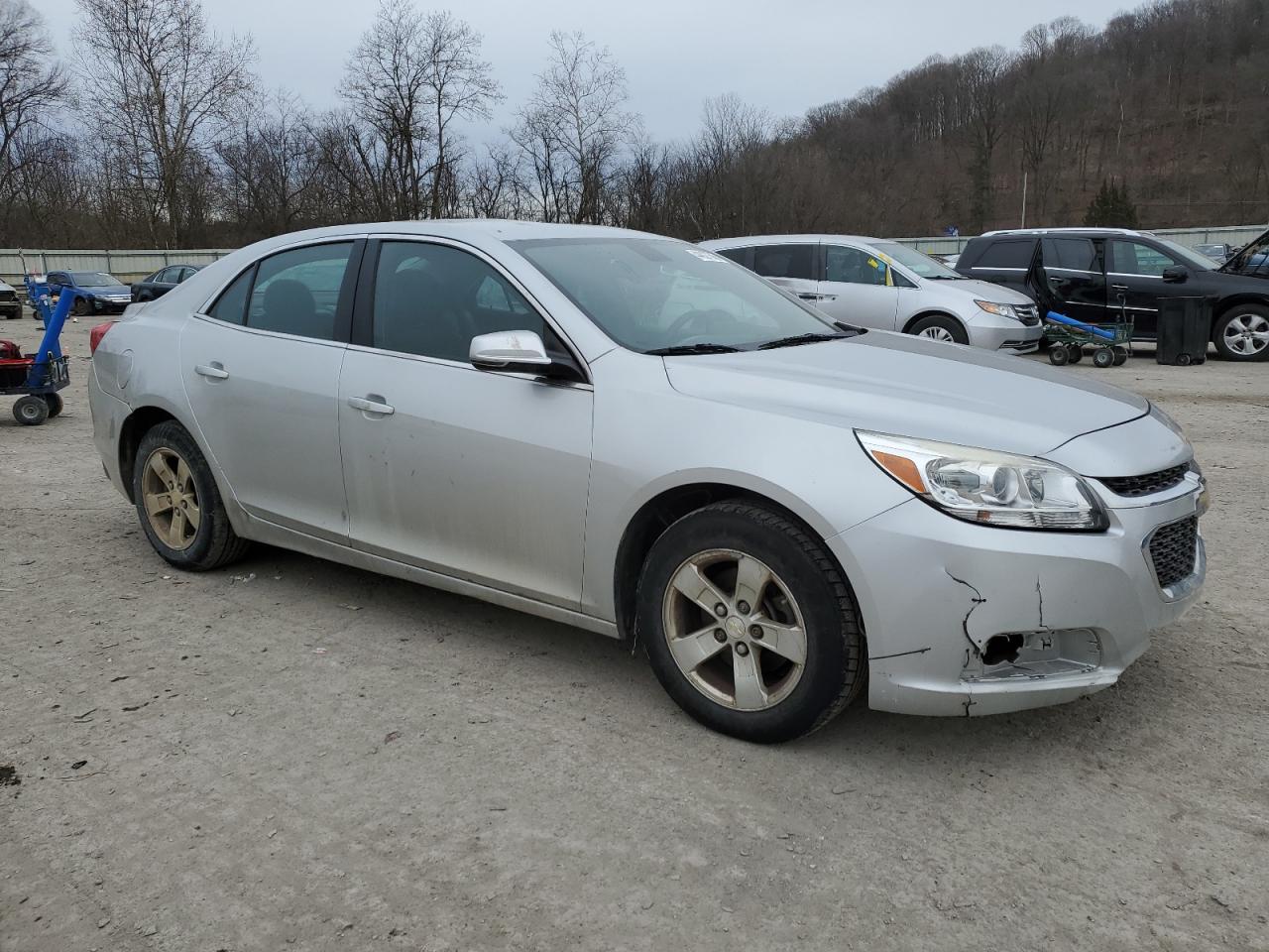 2016 Chevrolet Malibu - Image 4