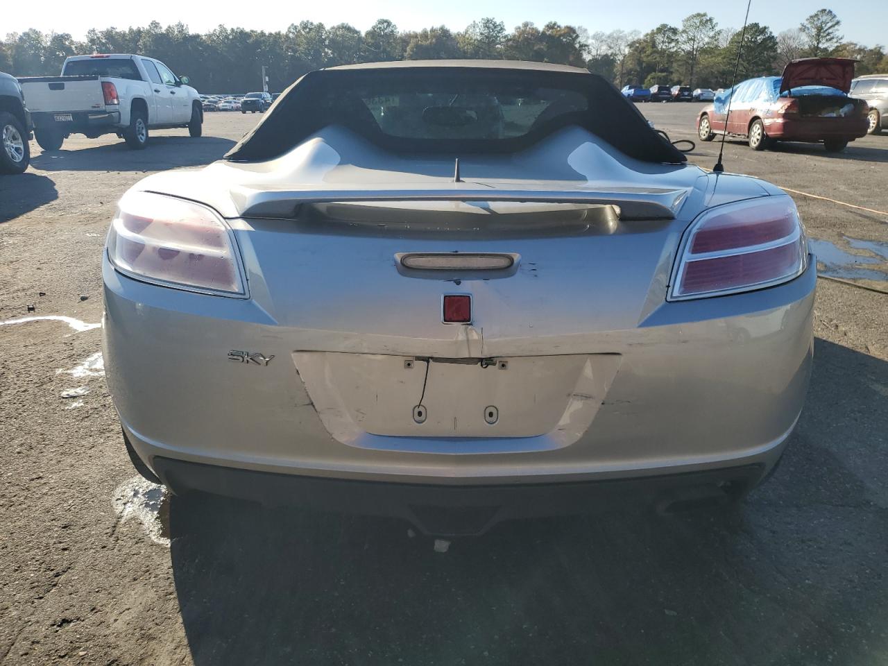 2008 Saturn Sky - Image 6