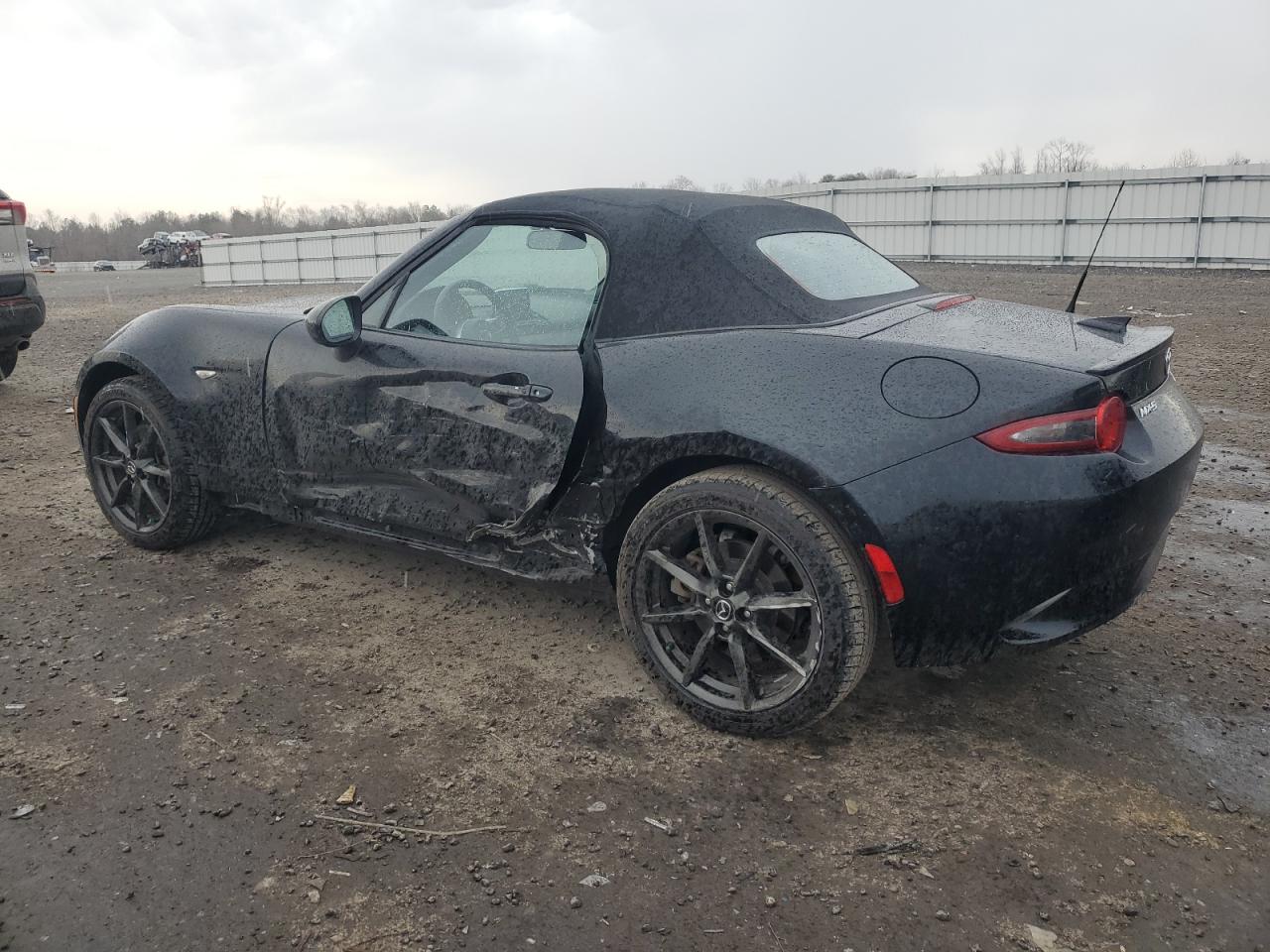 2016 Mazda MX-5 - Image 2