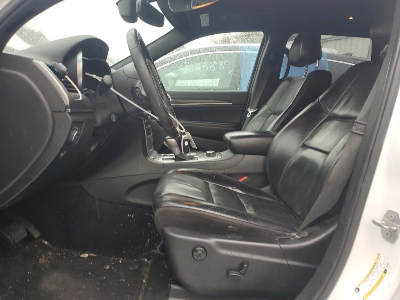 2020 Jeep Grand Cherokee - Image 7