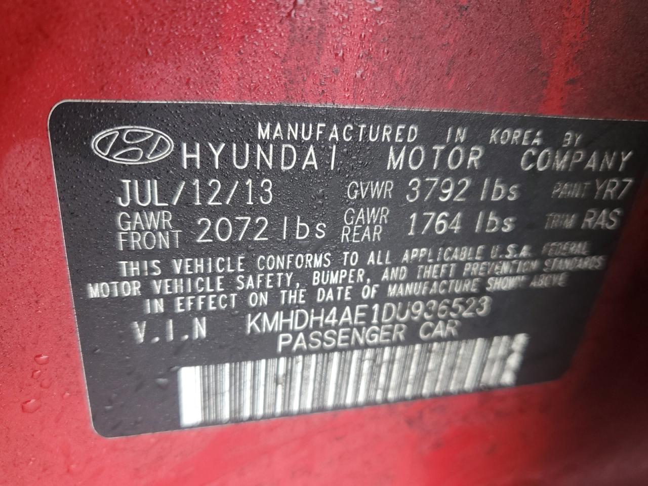 2013 Hyundai Elantra - Image 12