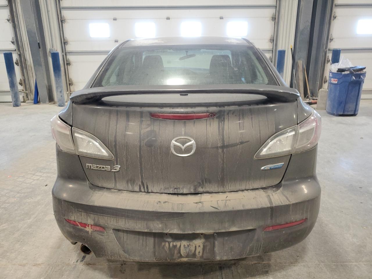 2013 Mazda 3 - Image 6