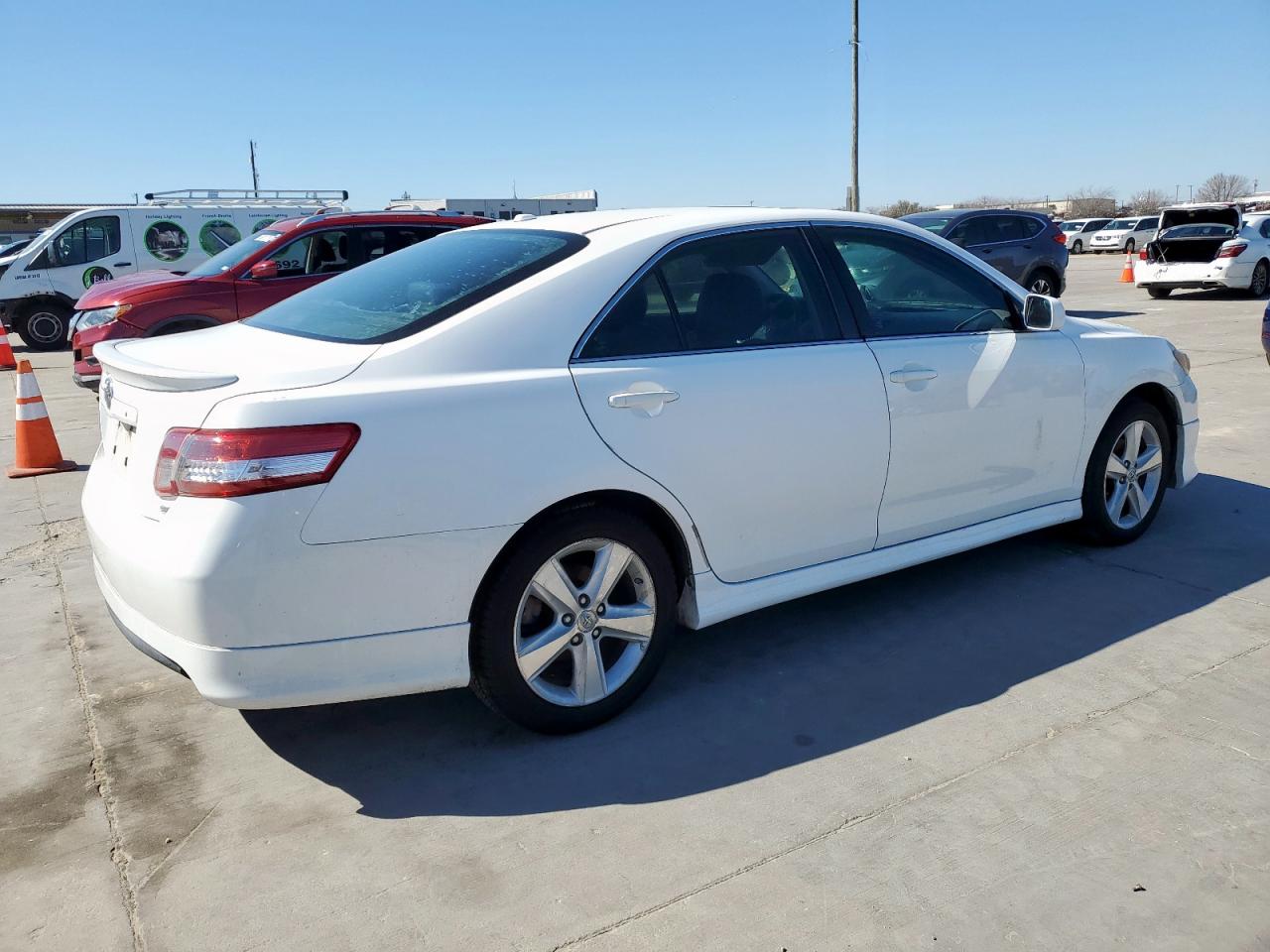 2010 Toyota Camry - Image 3