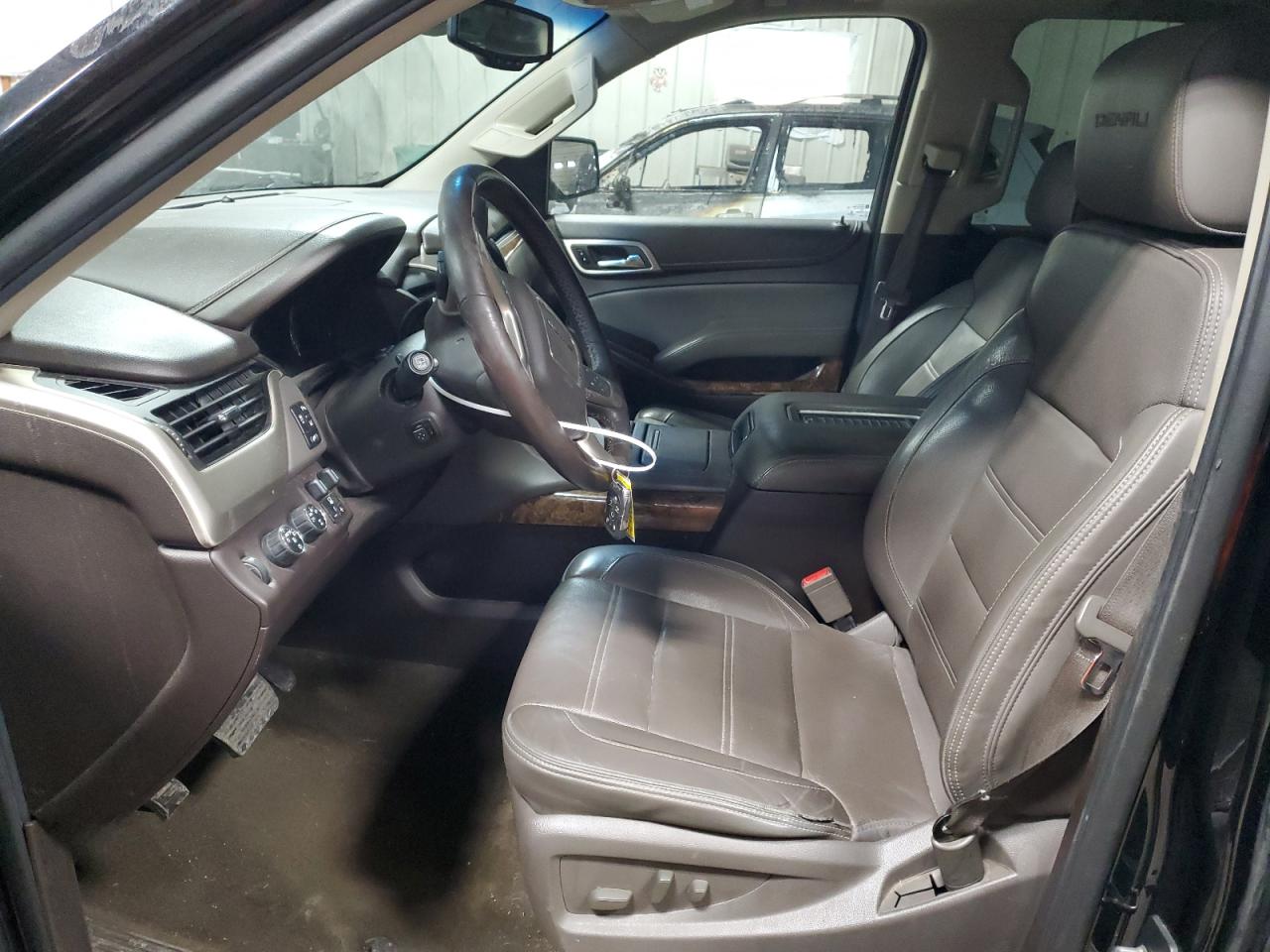 2015 GMC Yukon - Image 7