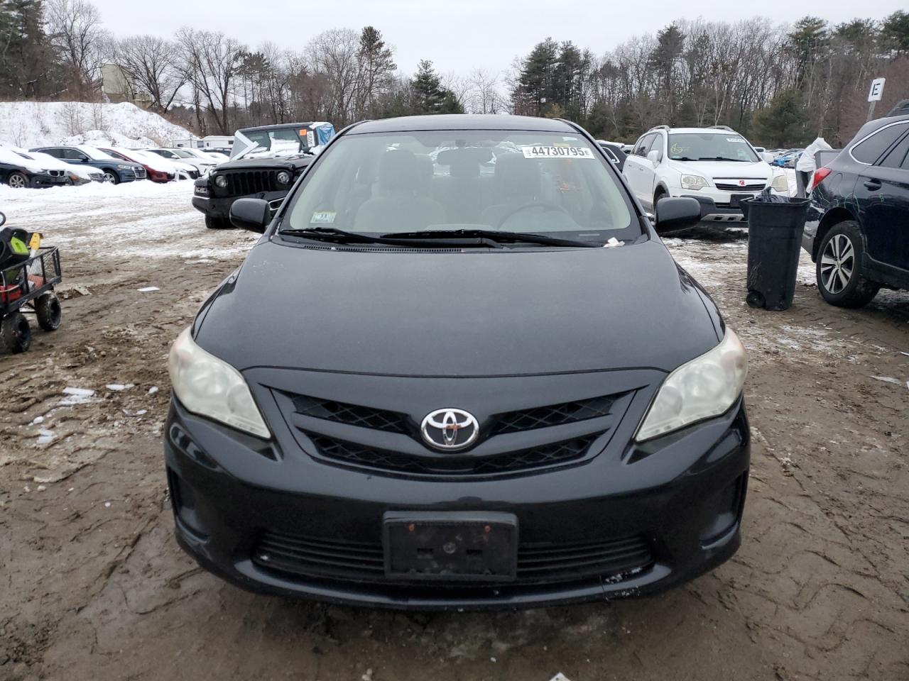 2011 Toyota Corolla - Image 5