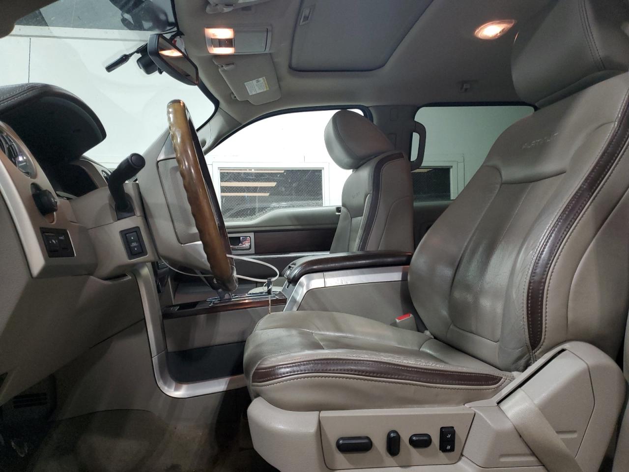 2010 Ford F-150 - Image 7