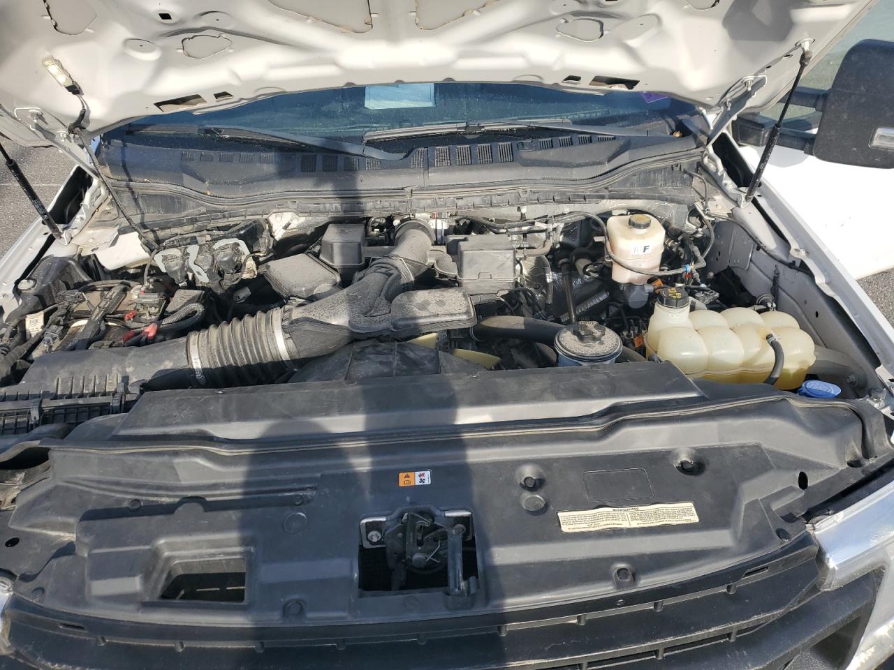 2020 Ford F350 - Image 11