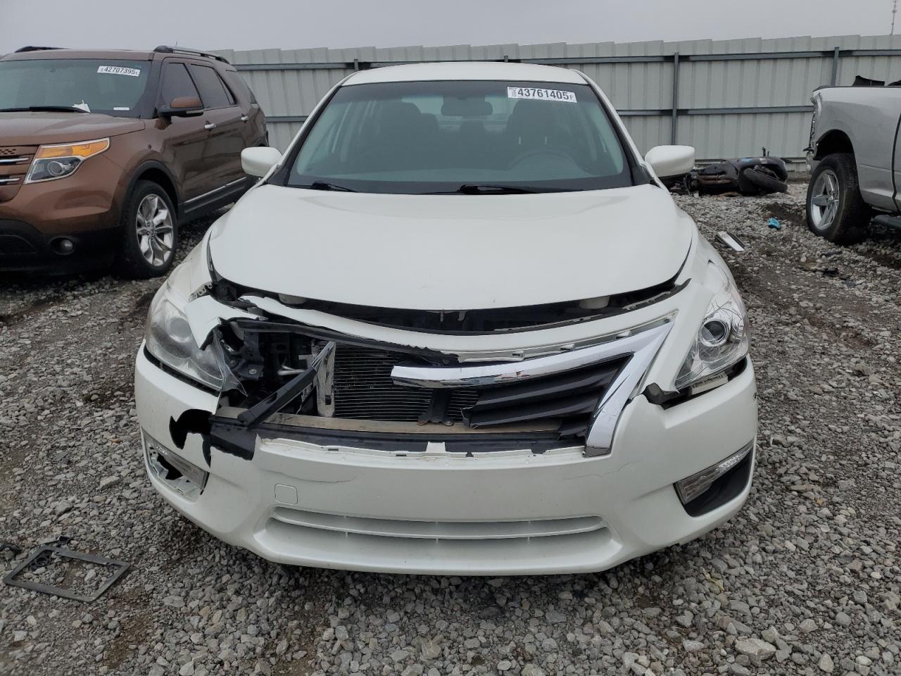 2014 Nissan Altima - Image 5