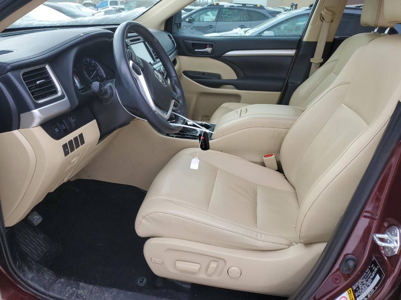 2019 Toyota Highlander - Image 7