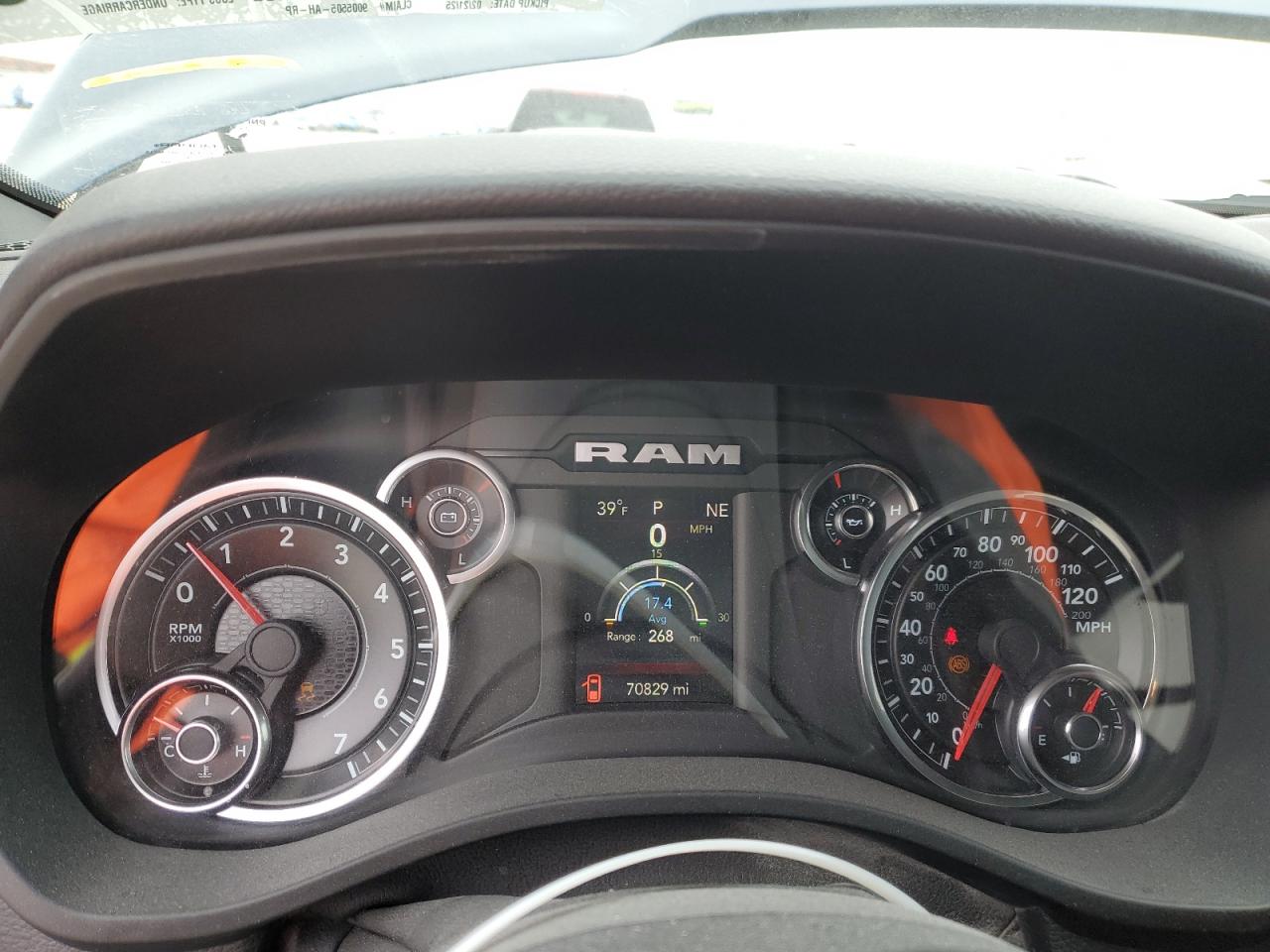2021 RAM 1500 - Image 9