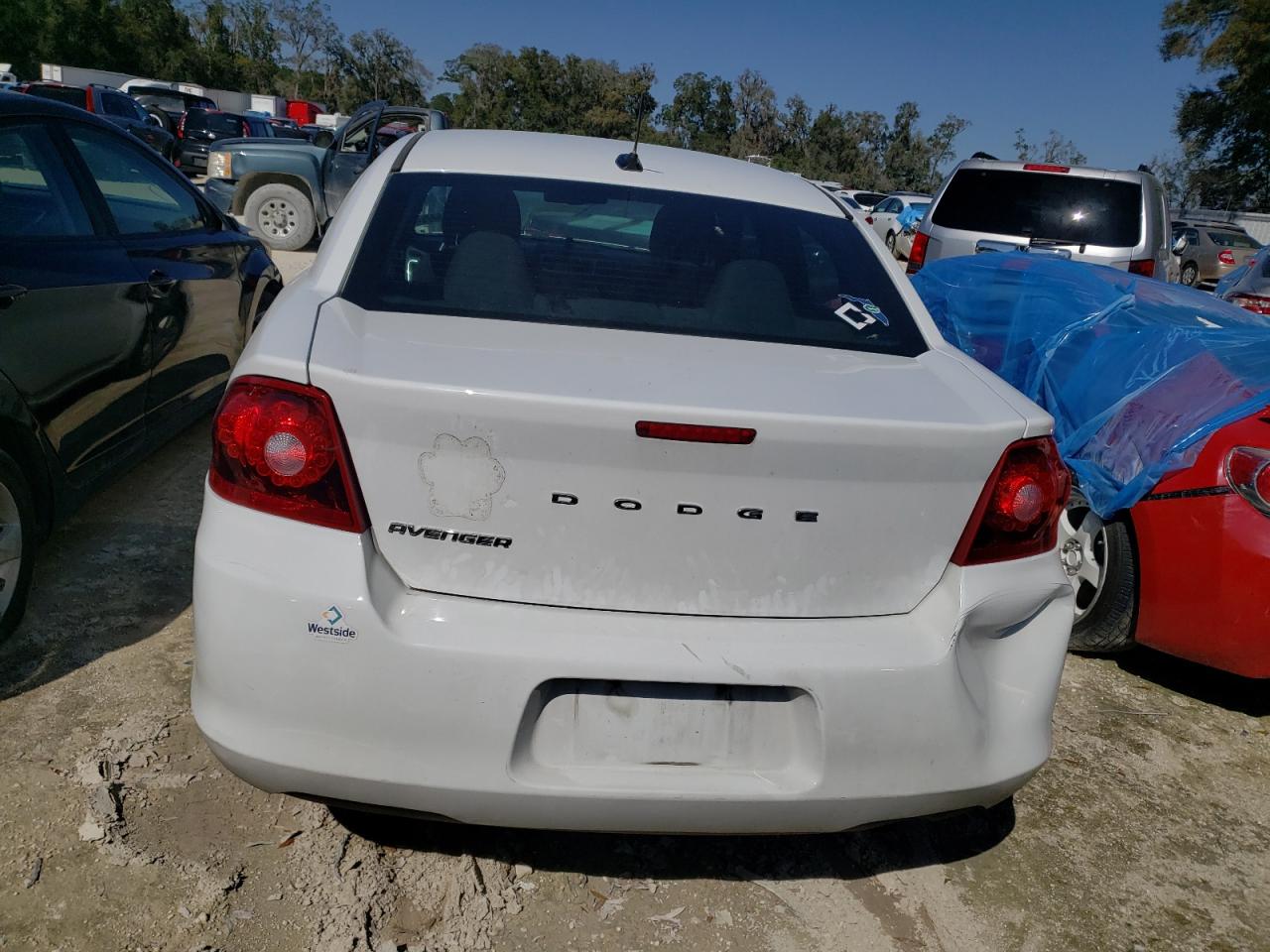2013 Dodge Avenger - Image 6