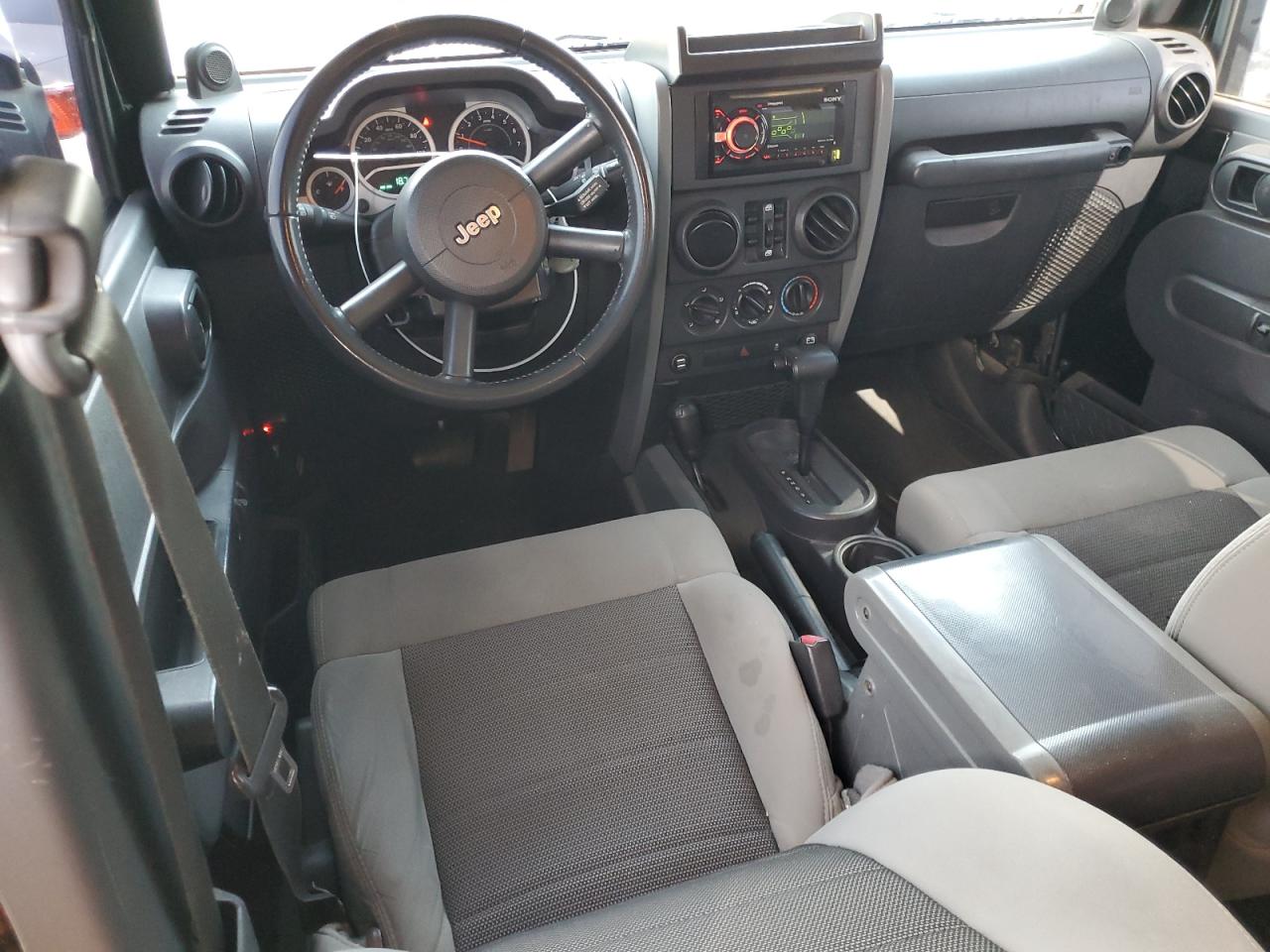 2010 Jeep Wrangler - Image 8