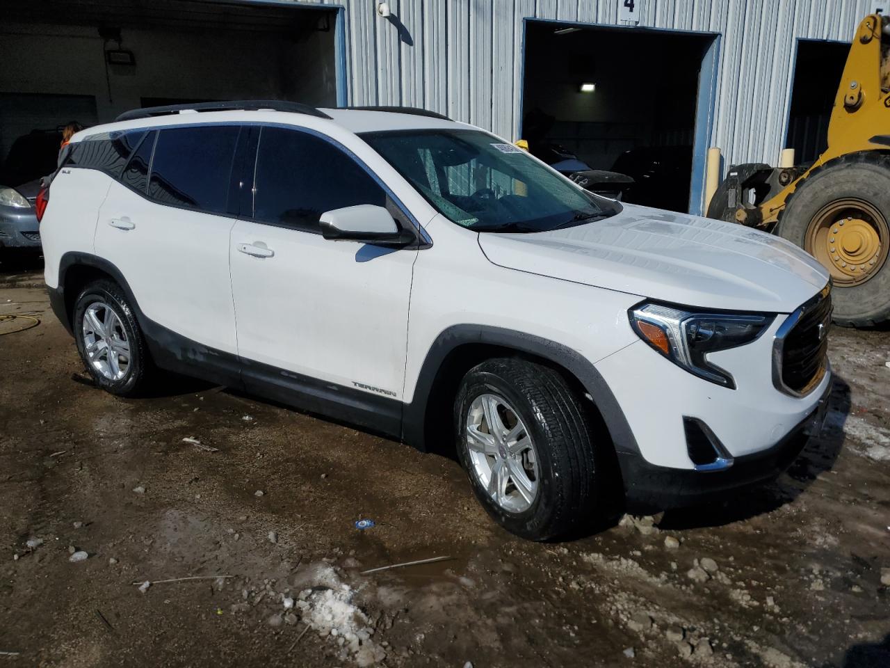 2020 GMC Terrain - Image 4
