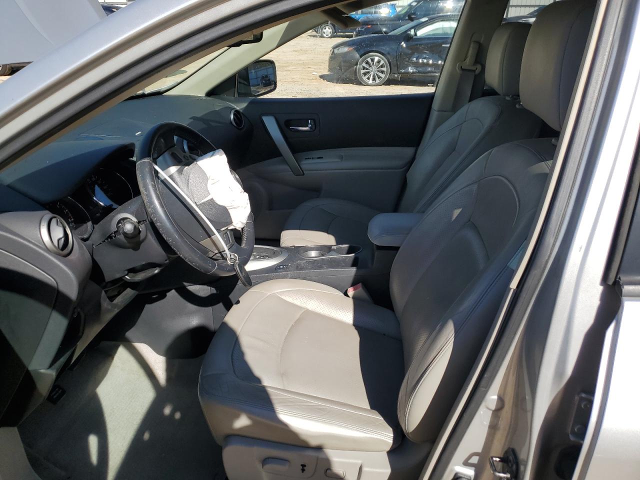 2011 Nissan Rogue - Image 7