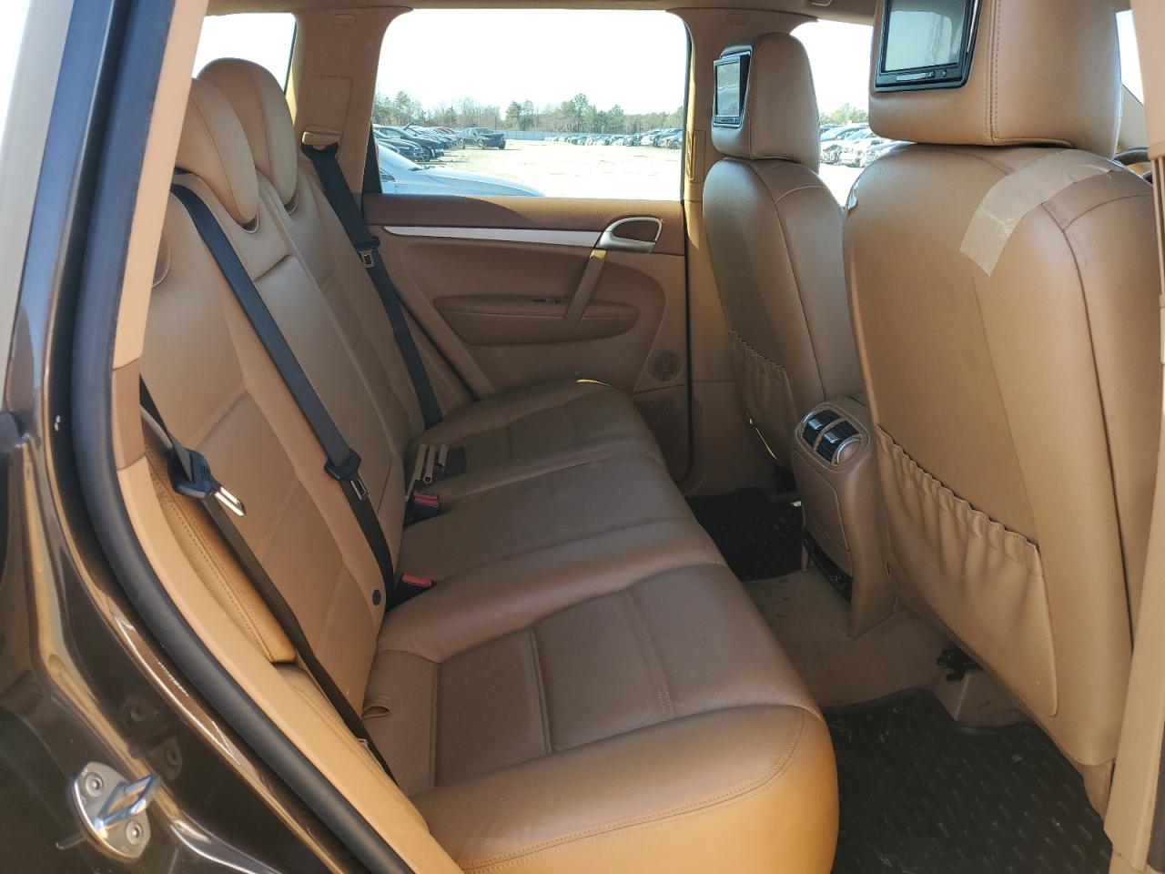 2010 Porsche Cayenne - Image 11
