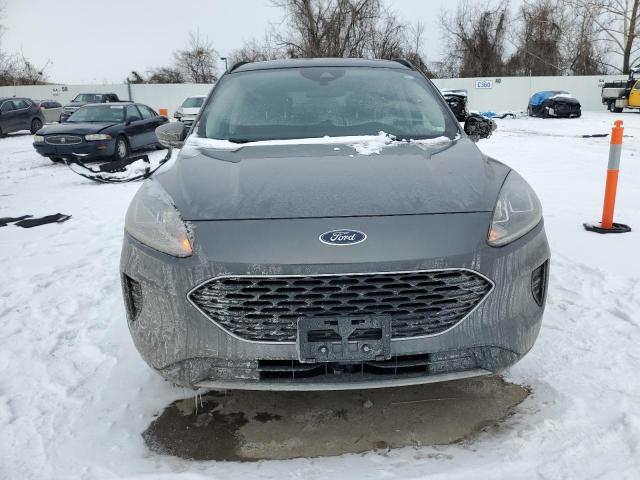  FORD ESCAPE 2021 Серый