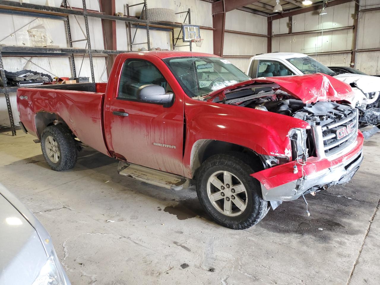 2013 GMC Sierra - Image 4