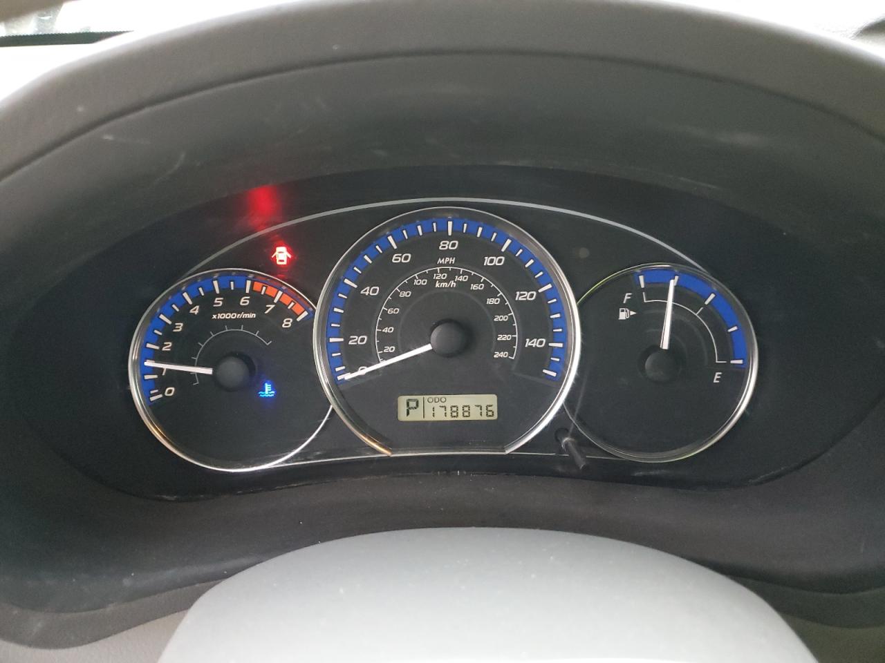2010 Subaru Forester - Image 9