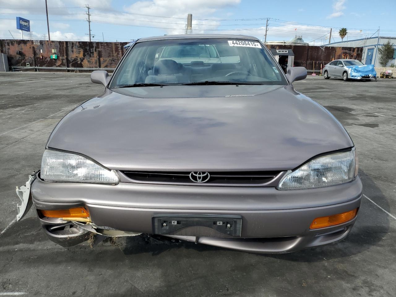 1996 Toyota Camry - Image 5