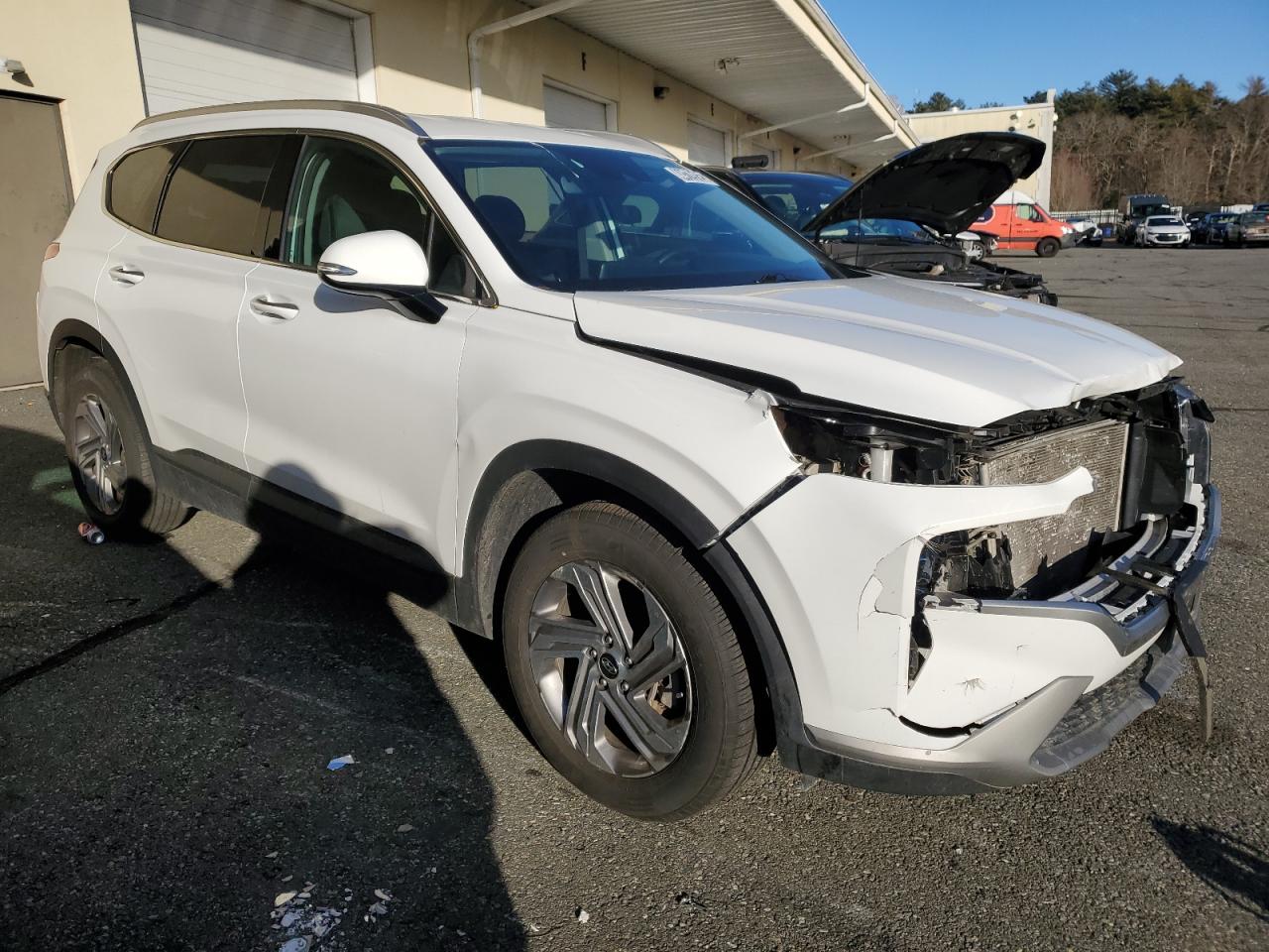 2023 Hyundai Santa Fe - Image 4