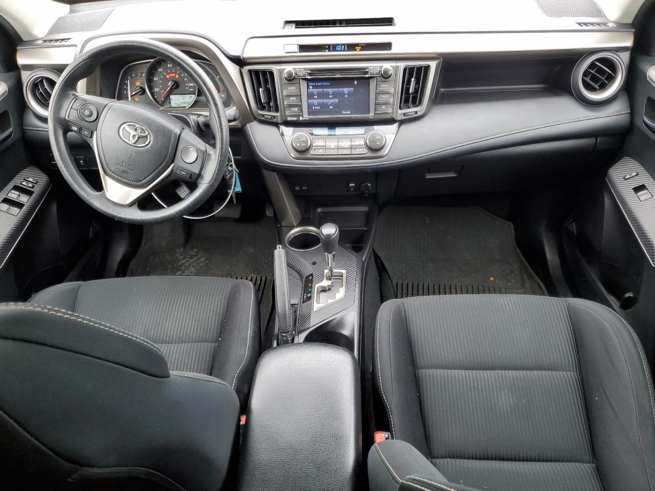 2015 Toyota RAV 4 - Image 8