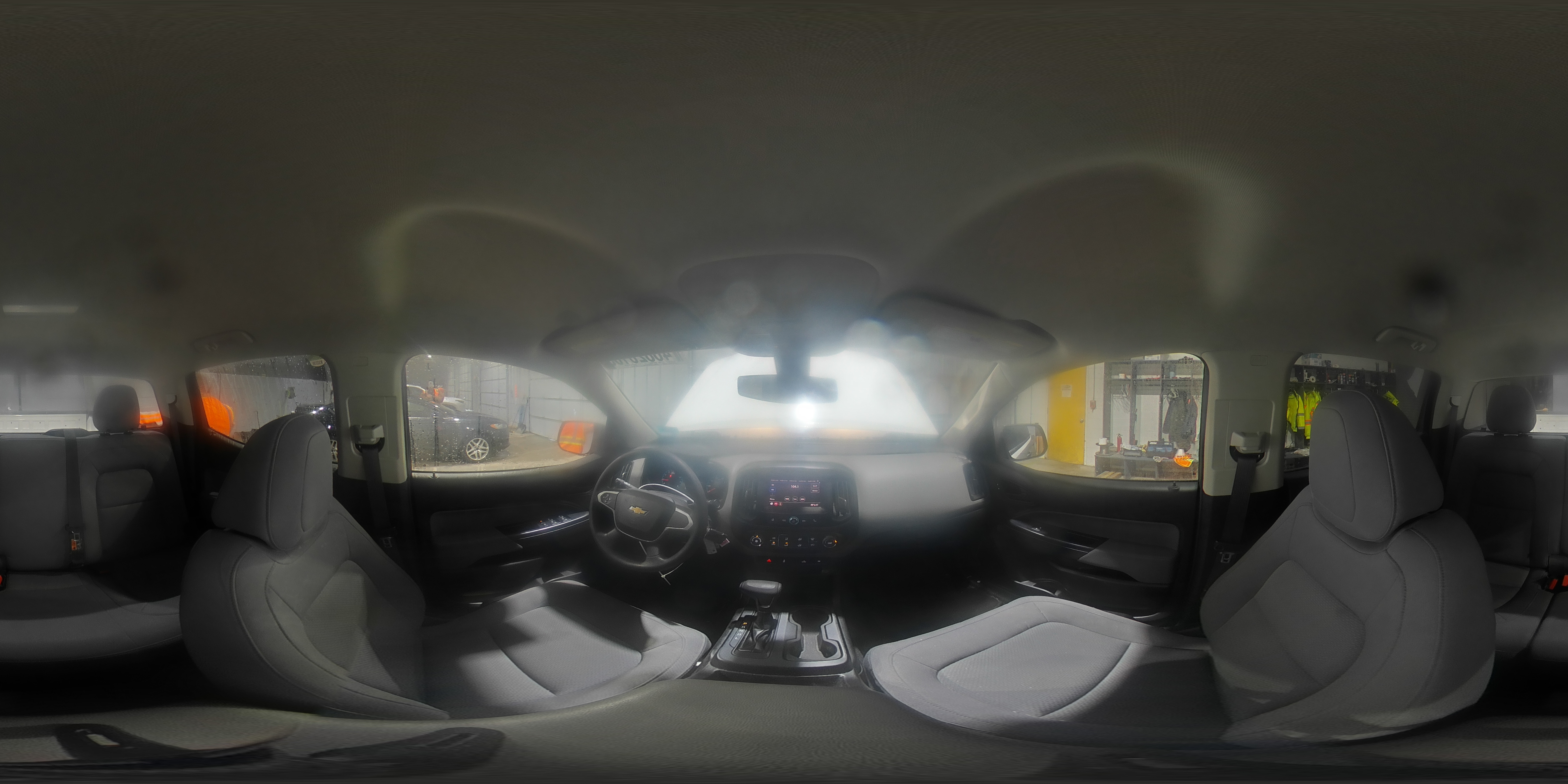 2020 Chevrolet Colorado - Image 13