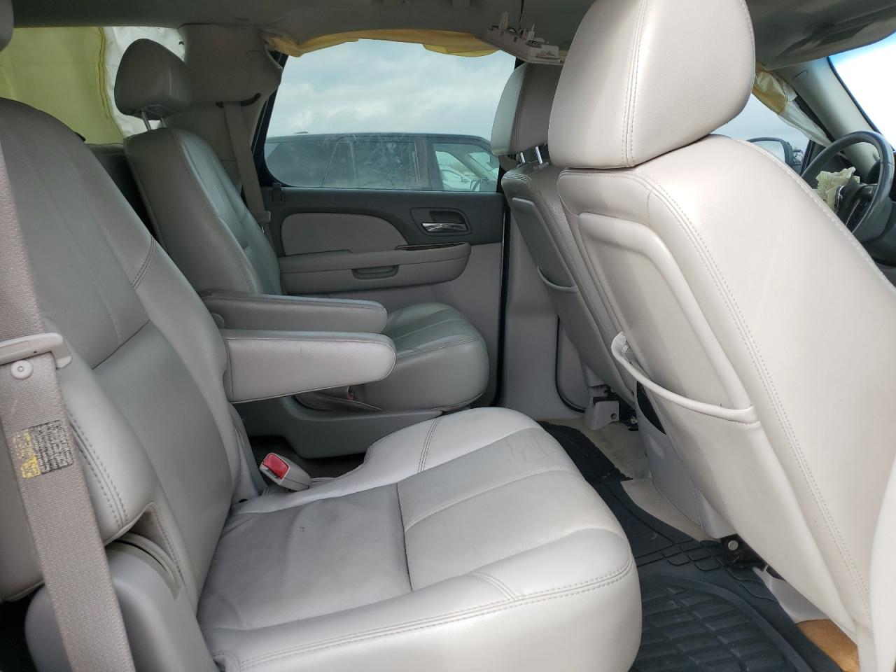 2007 GMC Yukon VIN: 1GKFC130X7R257518 Lot: 44441555