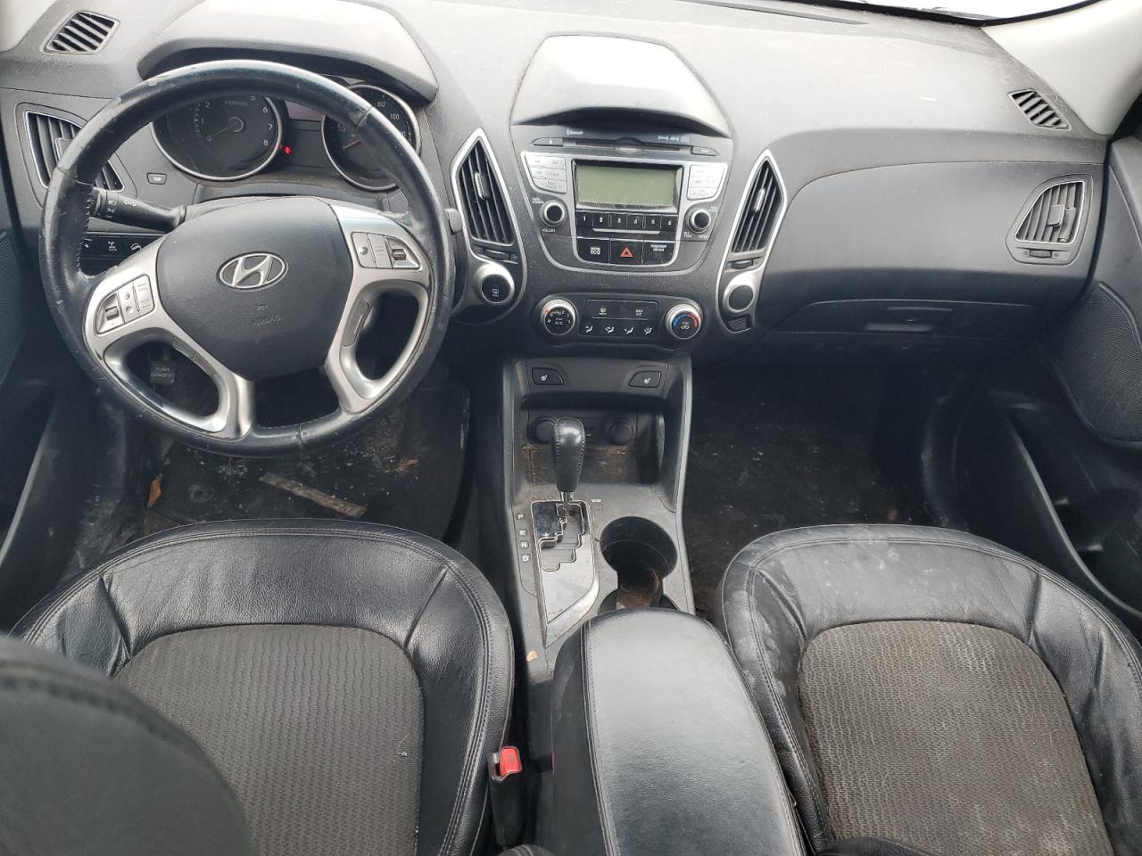 2012 Hyundai Tucson - Image 8