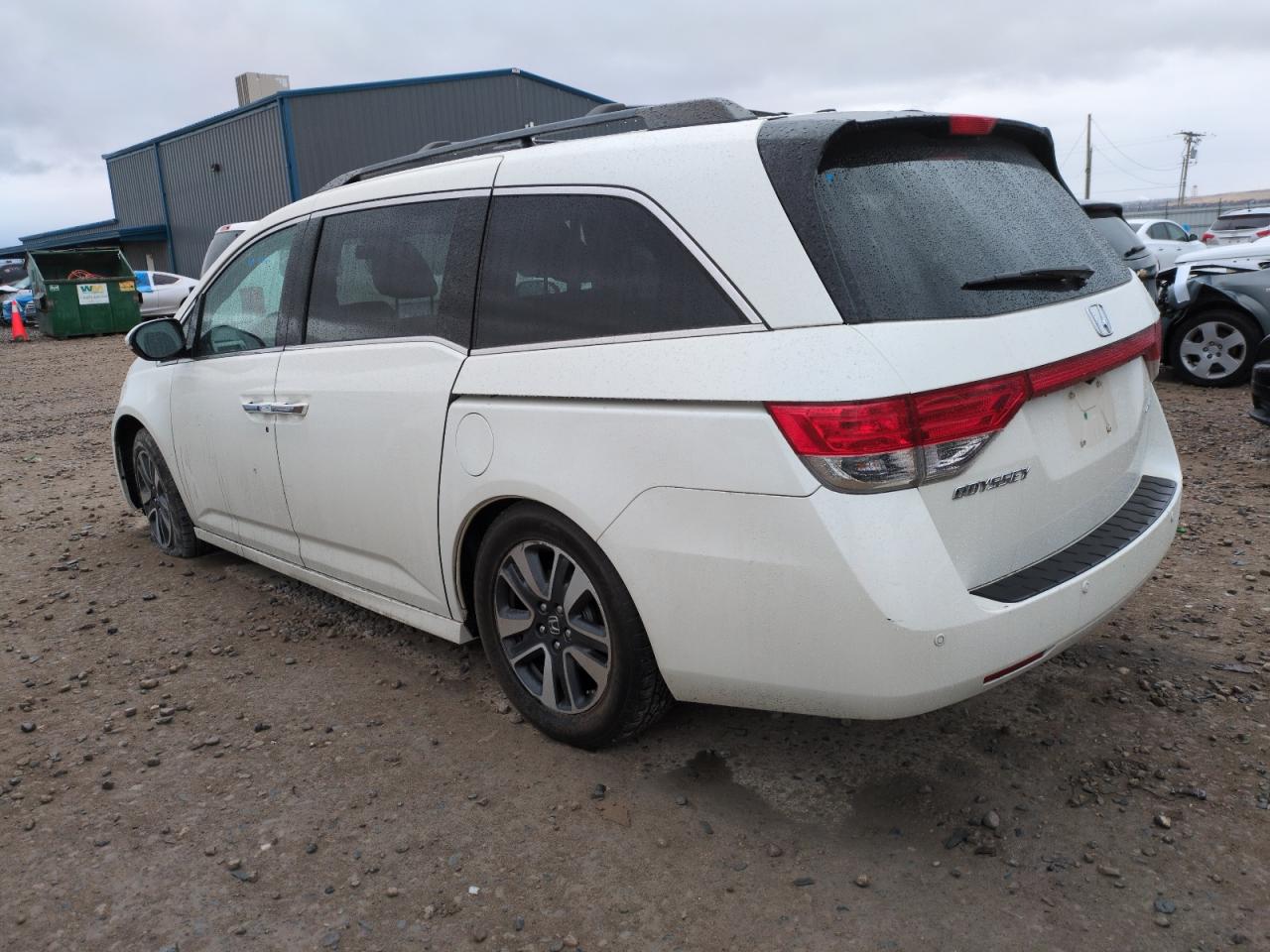2015 Honda Odyssey - Image 2
